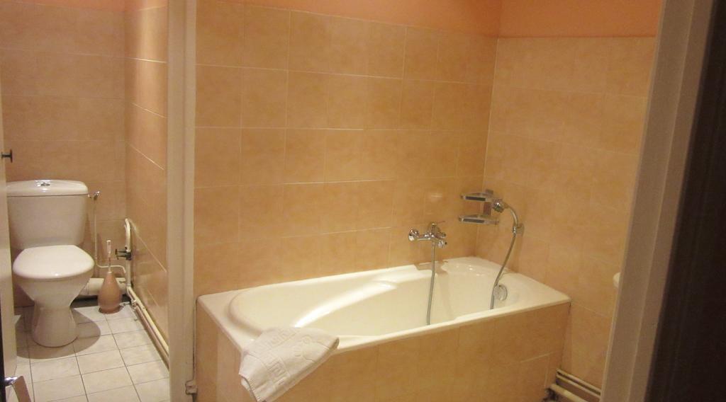 Hotel Le Sauvage Tournus Luaran gambar