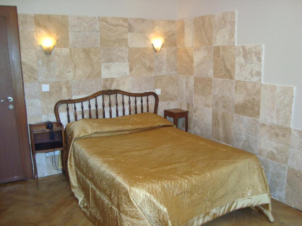 Hotel Le Sauvage Tournus Bilik gambar